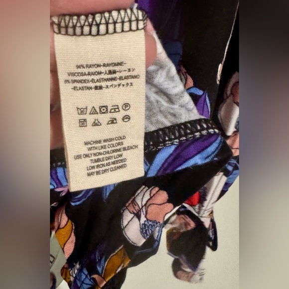 Free People Keepin’ On Tee Tropical Floral Print Women's Ling Sleeve Blouse Med. - Picture 10 of 12